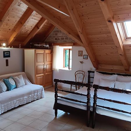 Guest House Lucijo Vrboska Bilik gambar