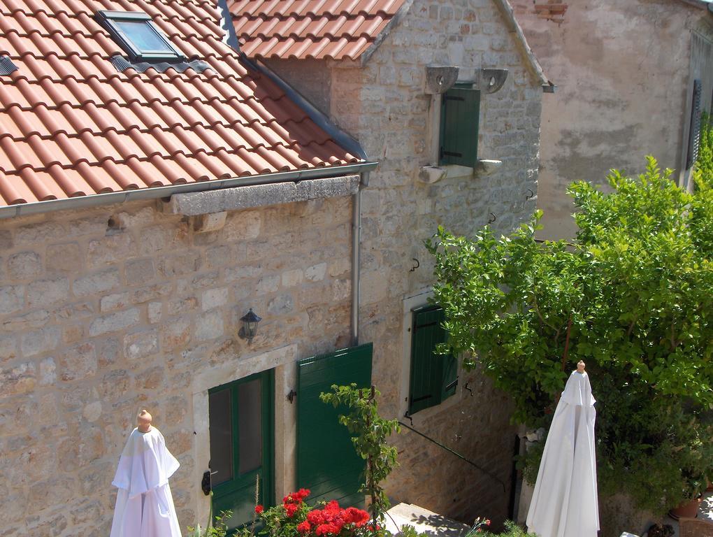 Guest House Lucijo Vrboska Luaran gambar